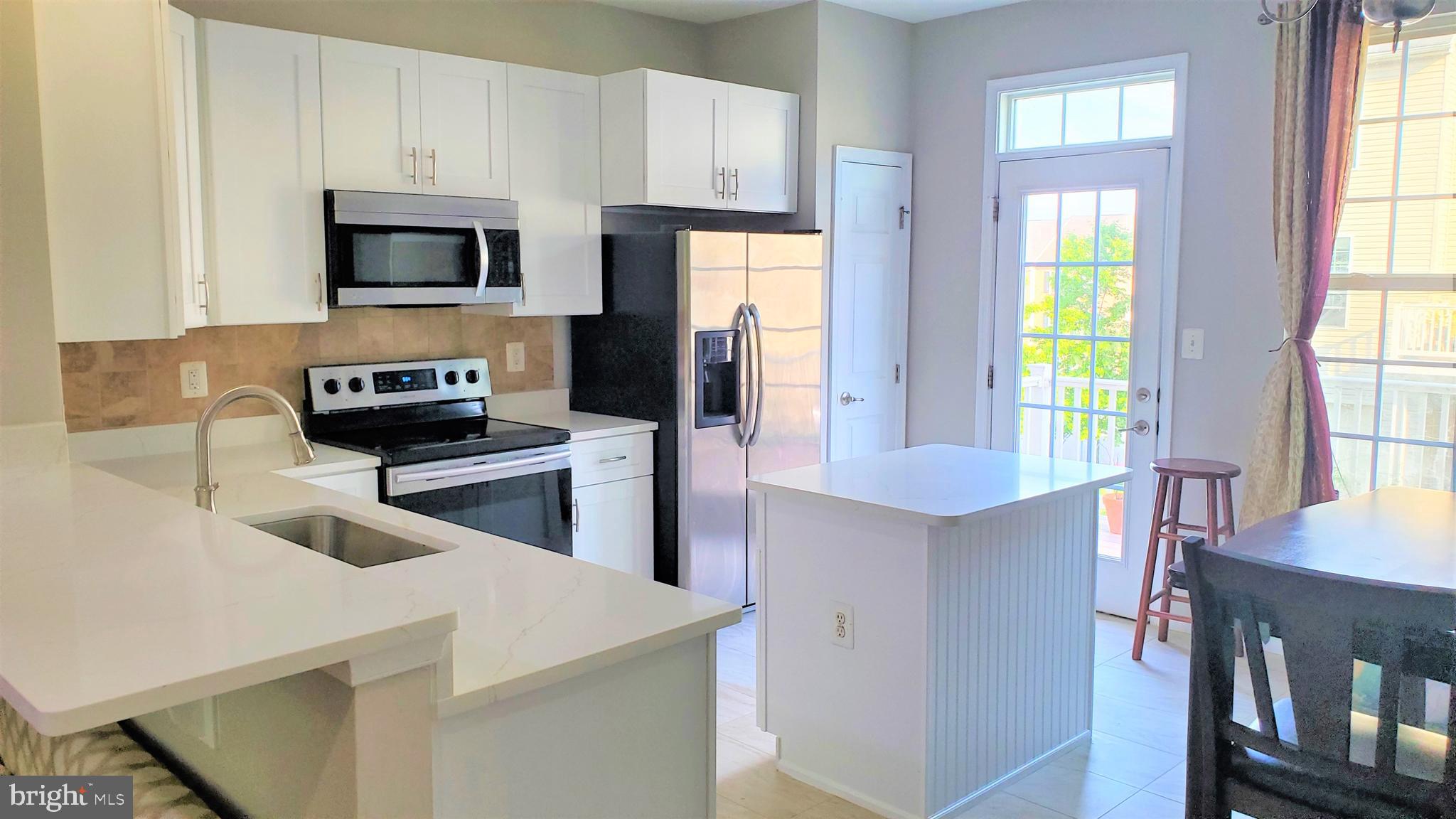 7206 Abbey Road Elkridge, MD 21075 - Photo 12 of 44 Kitchen view2