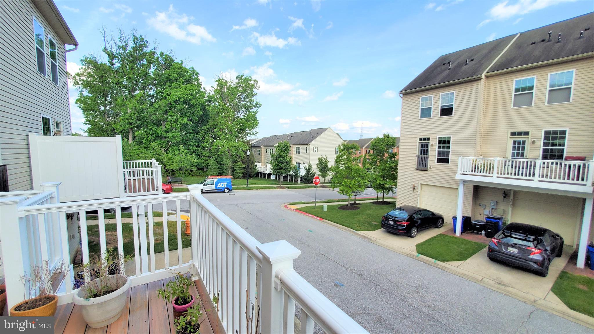 7206 Abbey Road Elkridge, MD 21075 - Photo 23 of 44 Deck View2