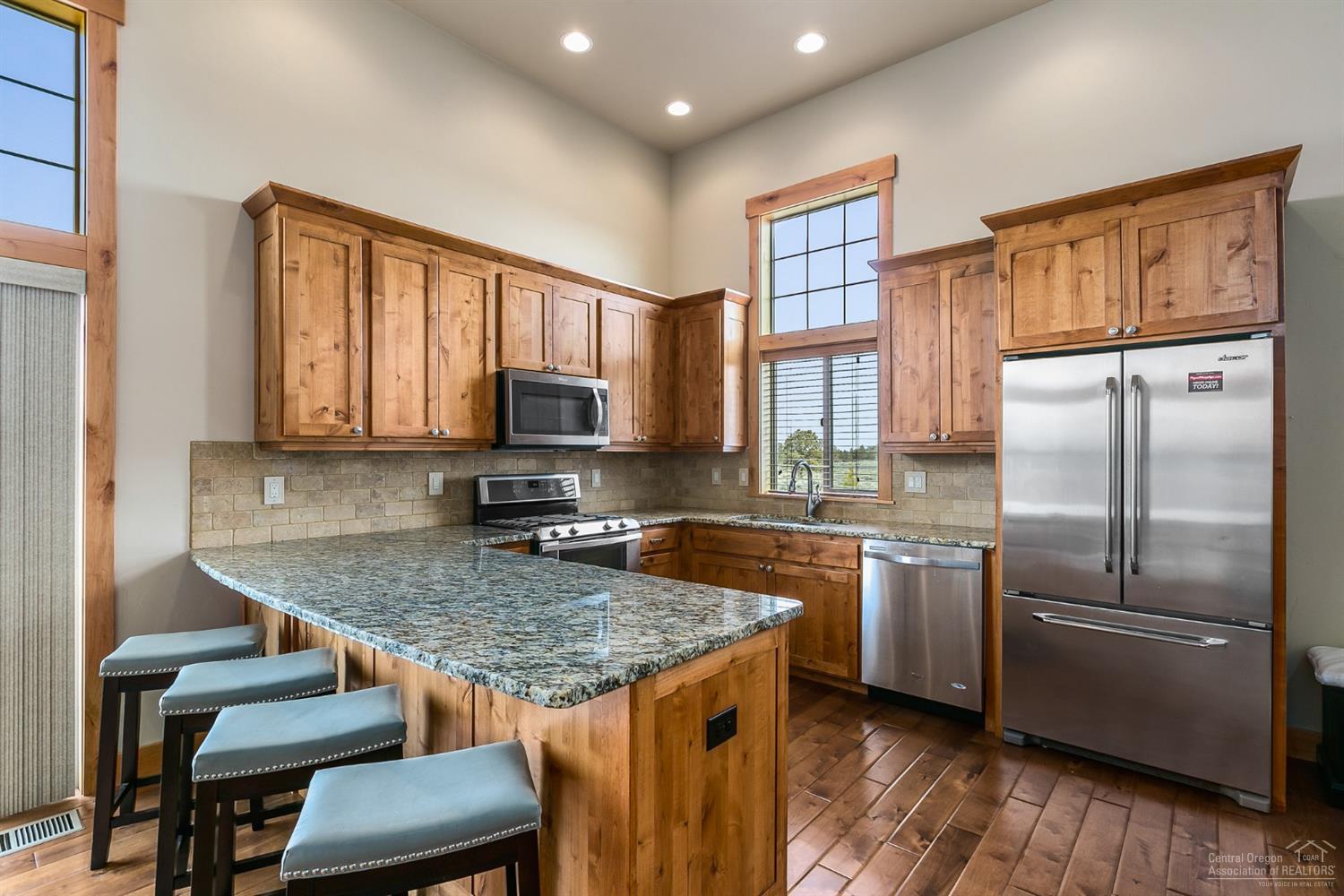 20612 Harper Road Bend, OR 97703 - Photo 3 of 25 Additional Photo