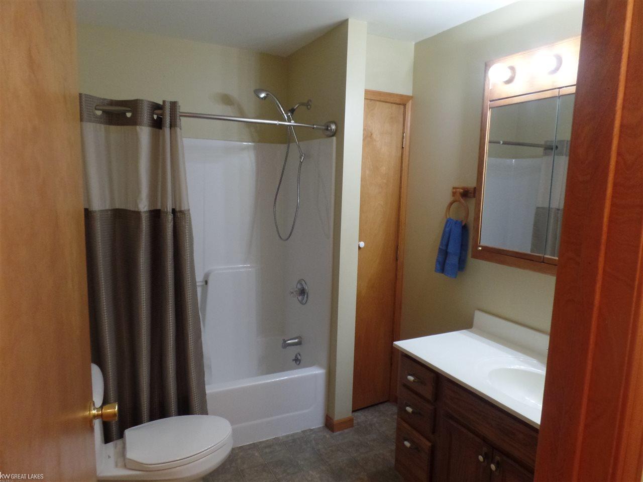 3070 North Lakeshore Road Port Hope, MI 48468 - Photo 13 of 24 31375251-12.JPG
