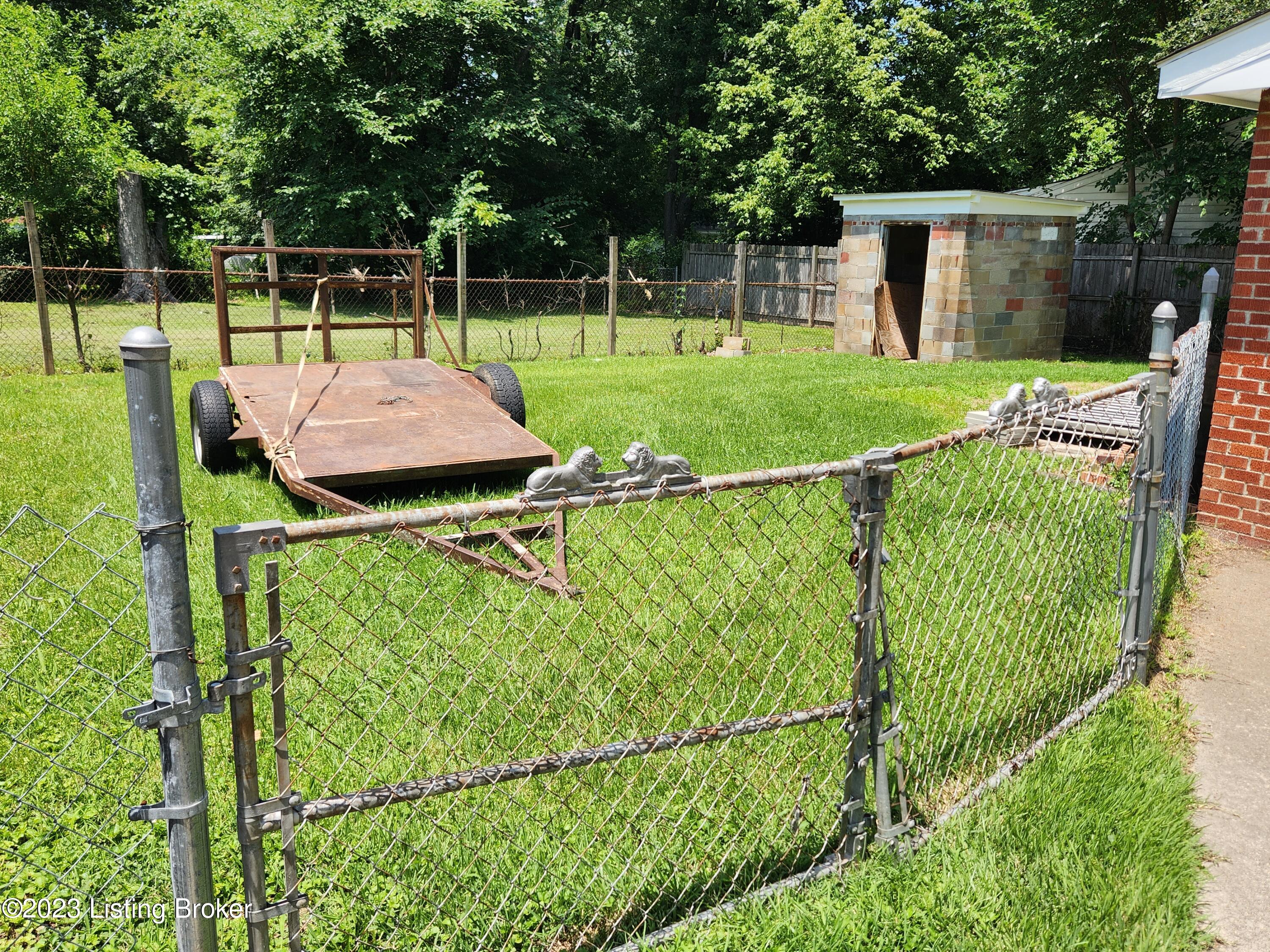 4907 Rural Way Louisville, KY 40218 - Photo 4 of 15 20230710_133909