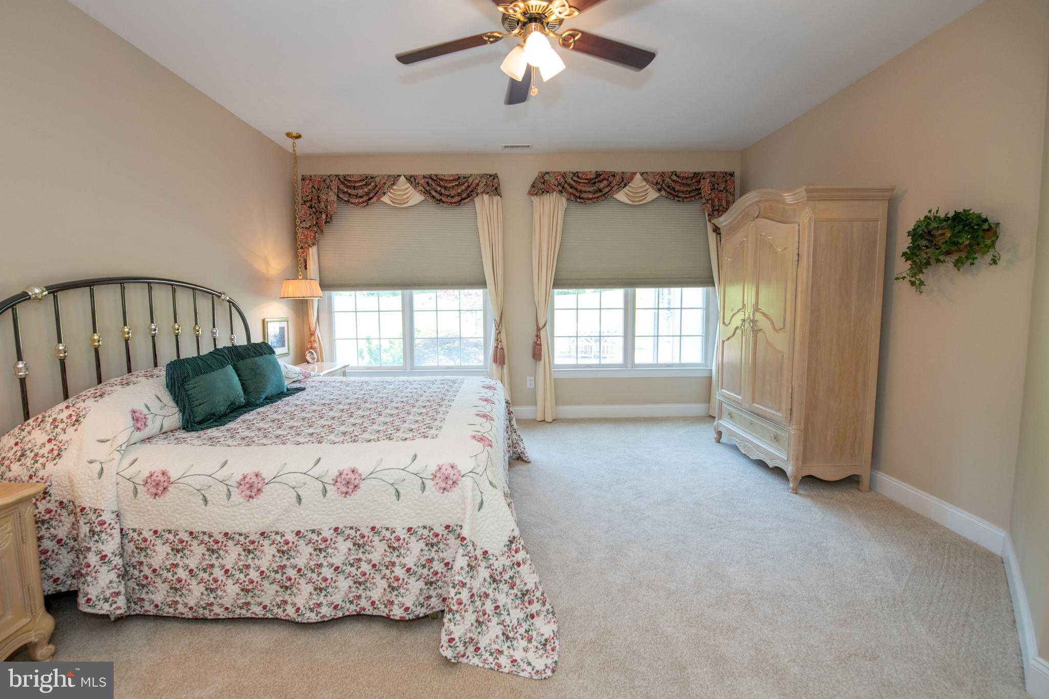 261 Sydney Road Southampton, PA 18966 - Photo 23 of 36 Primary Bedroom