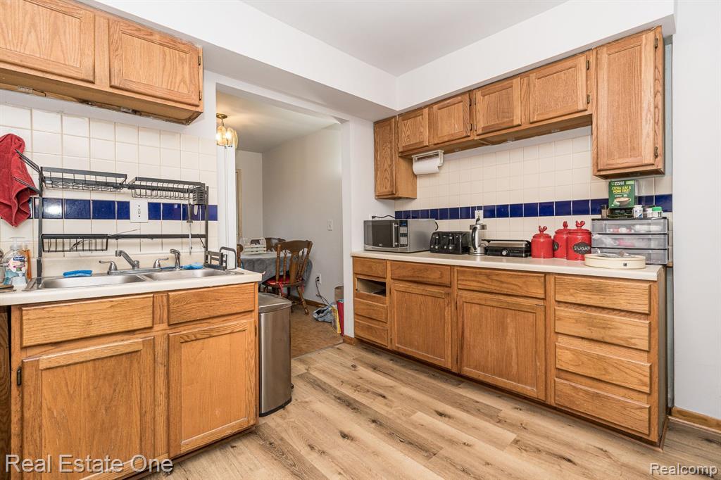 4165 Crooks Road Troy, MI 48098 - Photo 18 of 28 Gallery Image 18