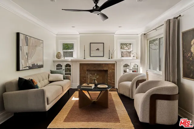 $899,000 | 5748 7th Avenue, Los Angeles, CA 90043