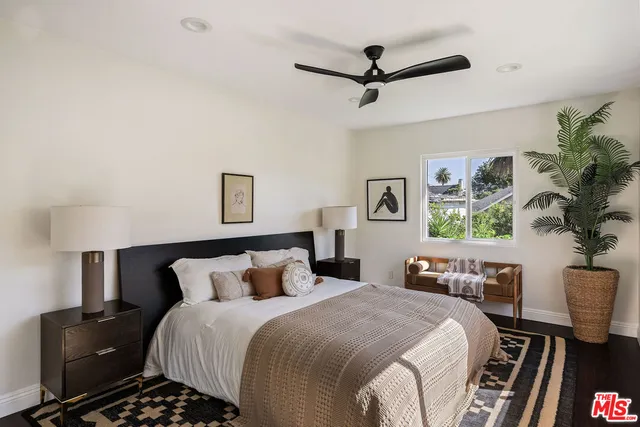 $899,000 | 5748 7th Avenue, Los Angeles, CA 90043