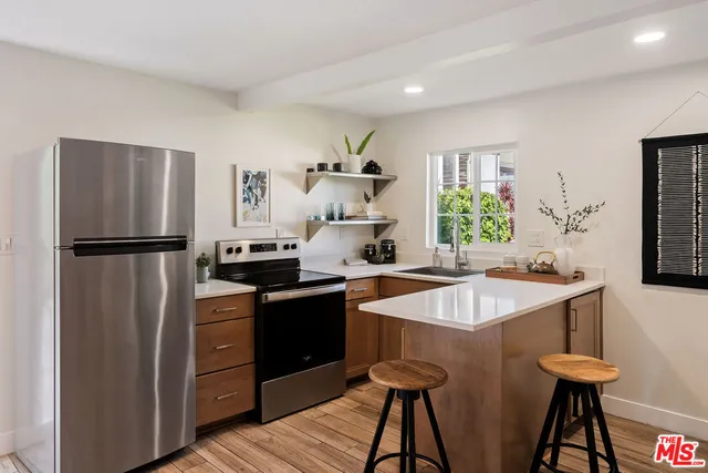 $899,000 | 5748 7th Avenue, Los Angeles, CA 90043