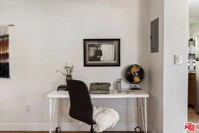 $899,000 | 5748 7th Avenue, Los Angeles, CA 90043