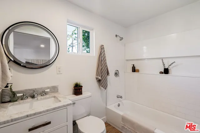 $899,000 | 5748 7th Avenue, Los Angeles, CA 90043