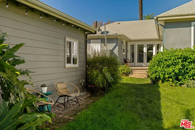 $899,000 | 5748 7th Avenue, Los Angeles, CA 90043