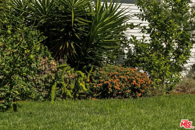 $899,000 | 5748 7th Avenue, Los Angeles, CA 90043