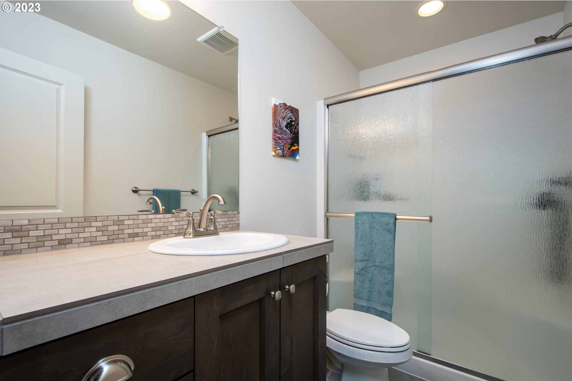 7012 South 11th Street Ridgefield, WA 98642 - Photo 13 of 28 Gallery Image 13