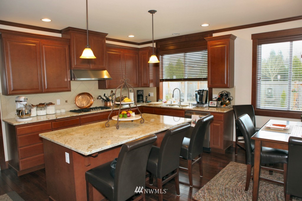 3824 209th Street Southeast Bothell, WA 98021 - Photo 6 of 21