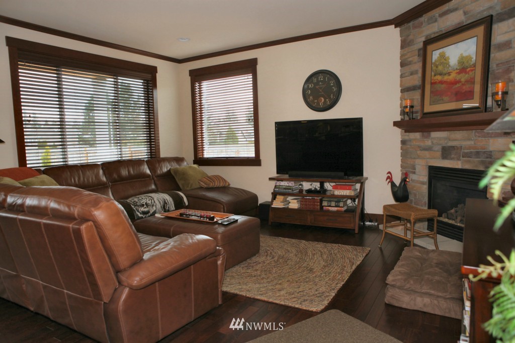 3824 209th Street Southeast Bothell, WA 98021 - Photo 10 of 21