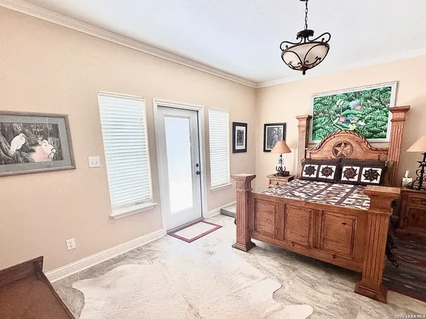 $2,800 | 499 Saddleback Ridge, Bandera, TX 78003