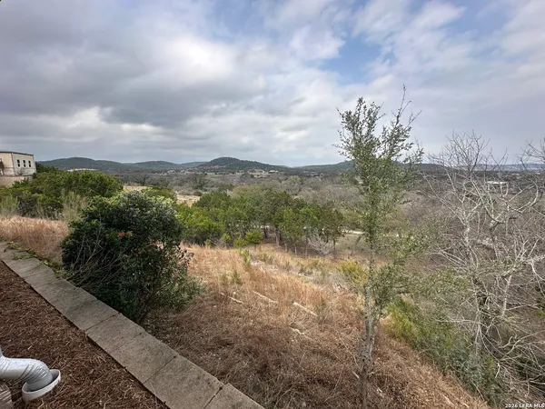$2,500 | 499 Saddleback Ridge, Bandera, TX 78003