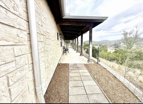 $2,500 | 499 Saddleback Ridge, Bandera, TX 78003