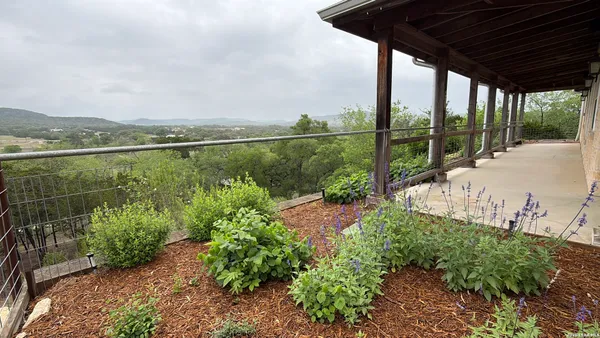 $2,500 | 499 Saddleback Ridge, Bandera, TX 78003