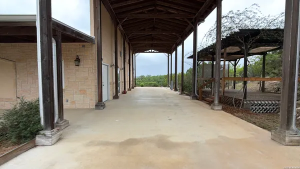 $2,500 | 499 Saddleback Ridge, Bandera, TX 78003