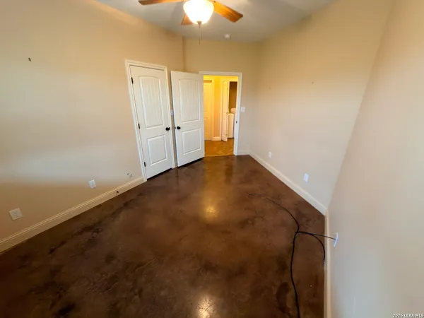 $2,500 | 499 Saddleback Ridge, Bandera, TX 78003