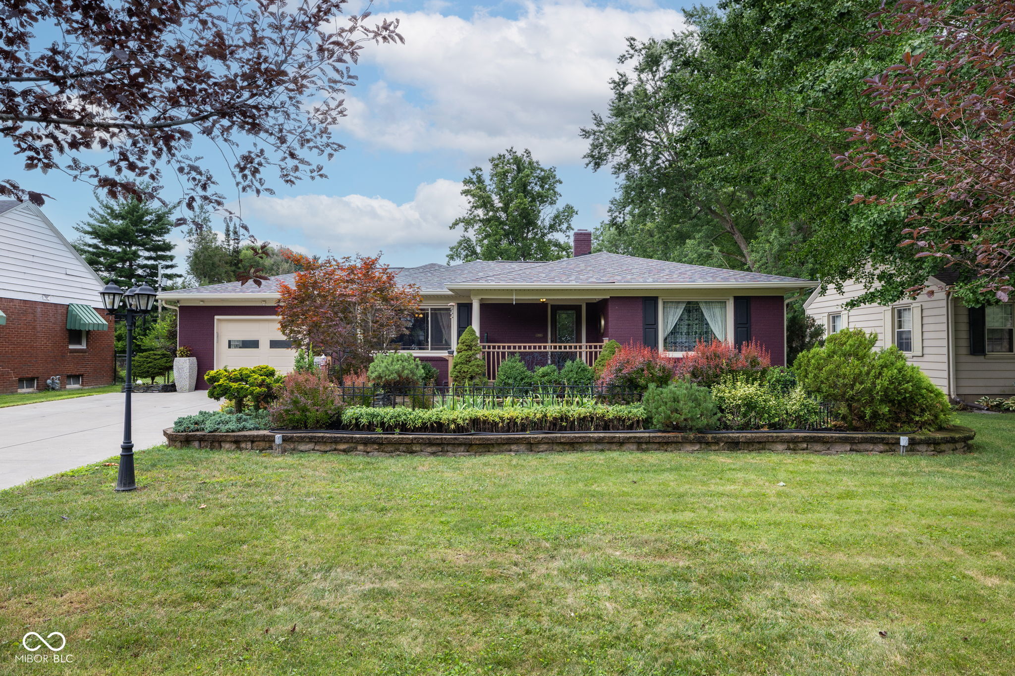1429 East Banta Road Indianapolis, IN 46227 - Photo 1 of 71 Gallery Image 1