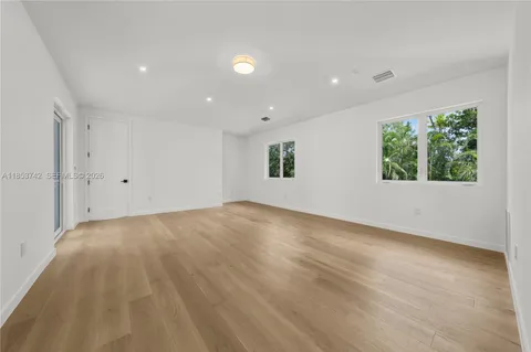 $5,290,000 | 5835 Southwest 81st Street, South Miami, FL 33143