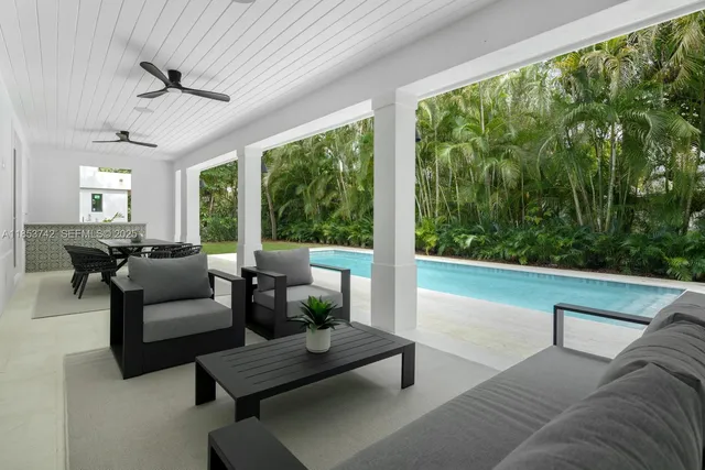 $5,698,000 | 5835 Southwest 81st Street, South Miami, FL 33143