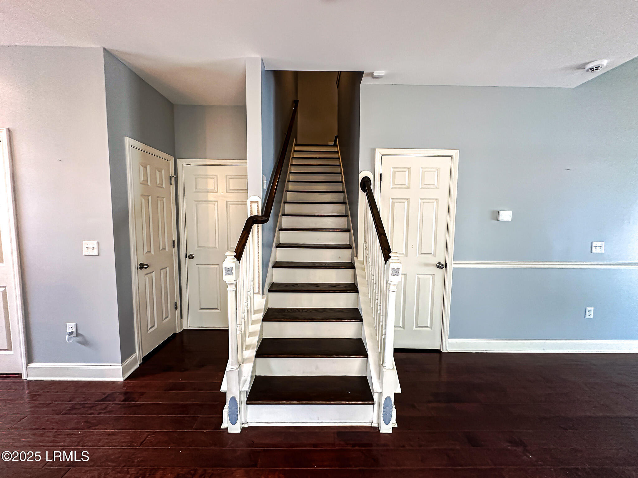 359 Dante Circle Beaufort, SC 29906 - Photo 11 of 43 36812901_IMG_7587