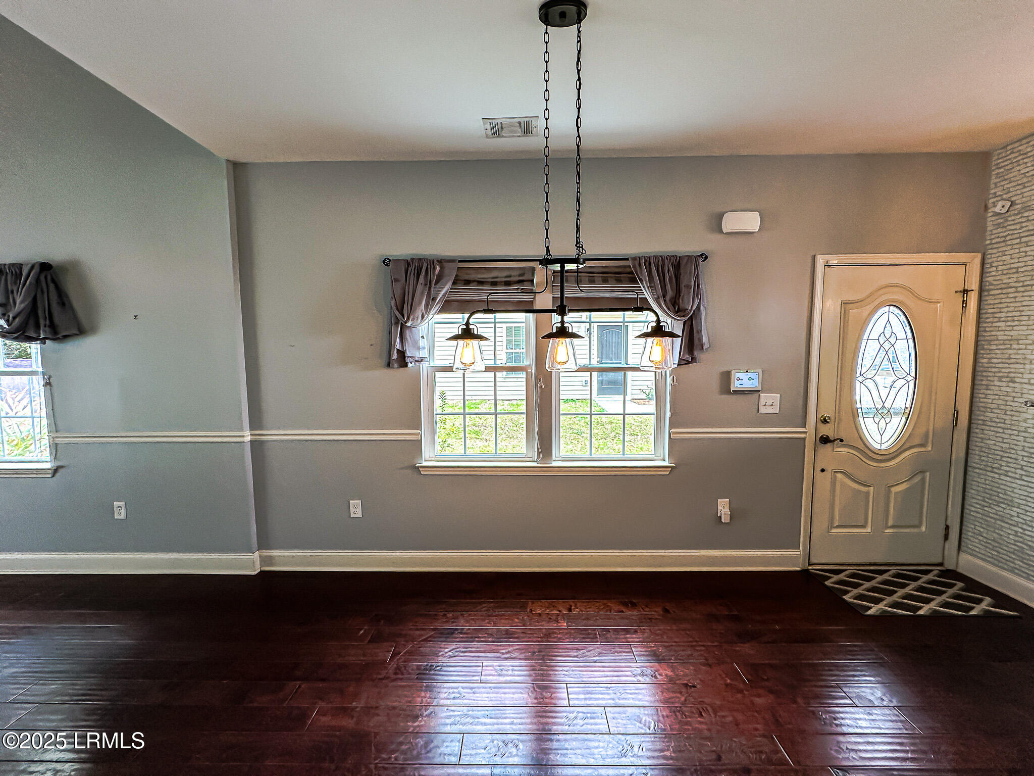 359 Dante Circle Beaufort, SC 29906 - Photo 9 of 43 36812898_IMG_7584