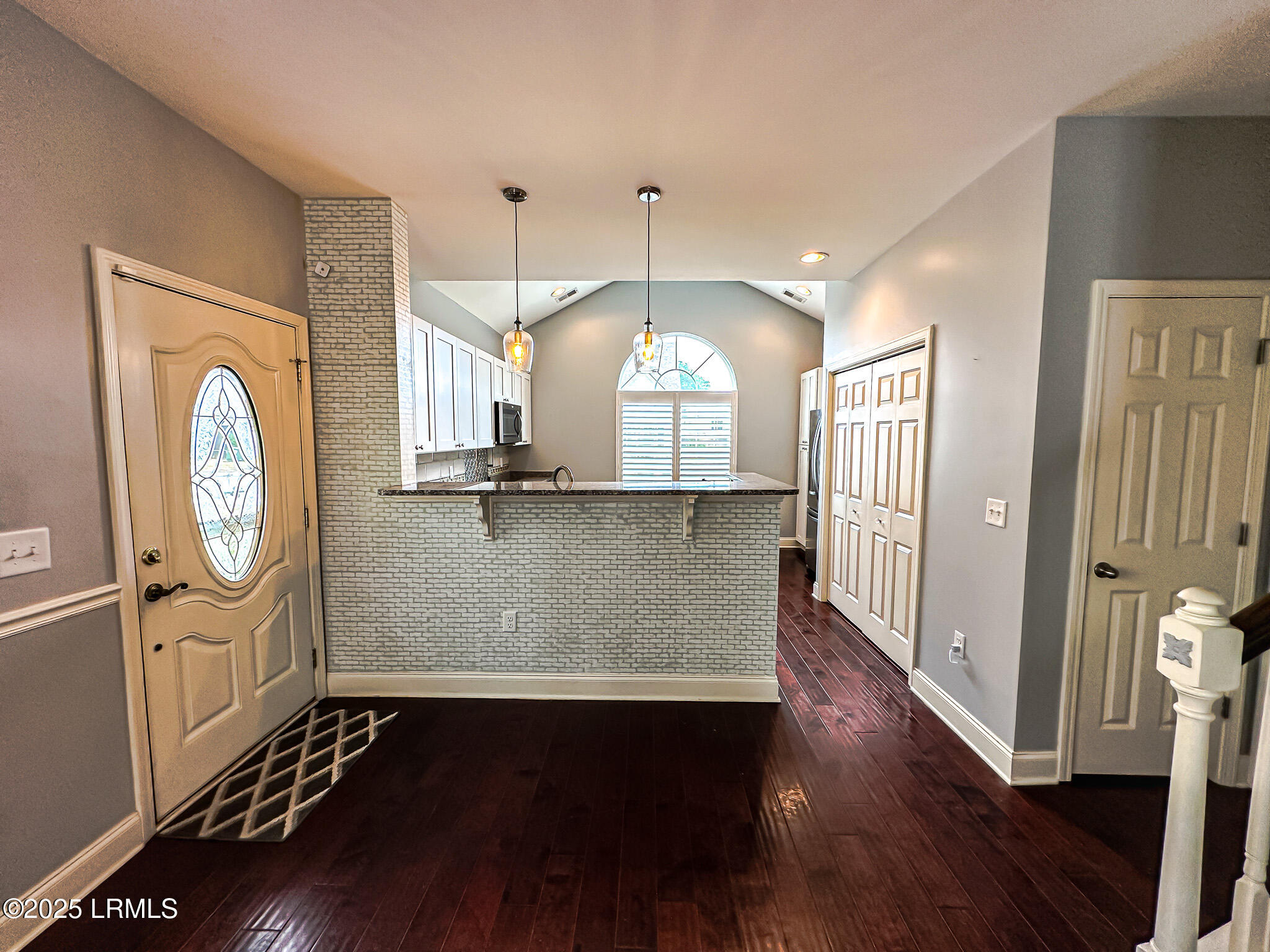 359 Dante Circle Beaufort, SC 29906 - Photo 10 of 43 36812899_IMG_7586