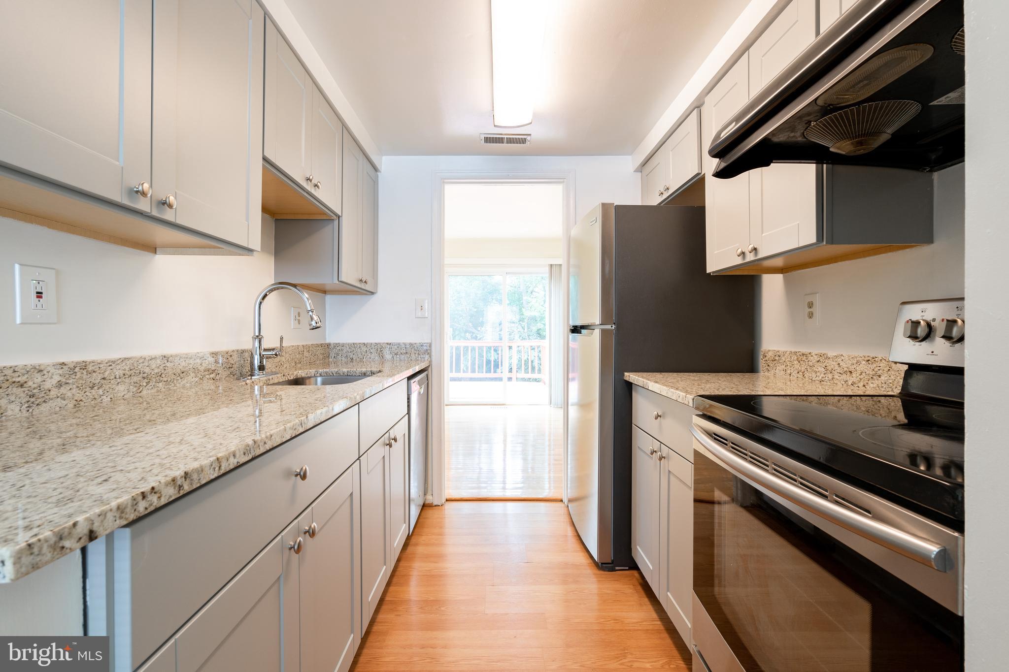 122 Lauren Court Frederick, MD 21703 - Photo 1 of 37