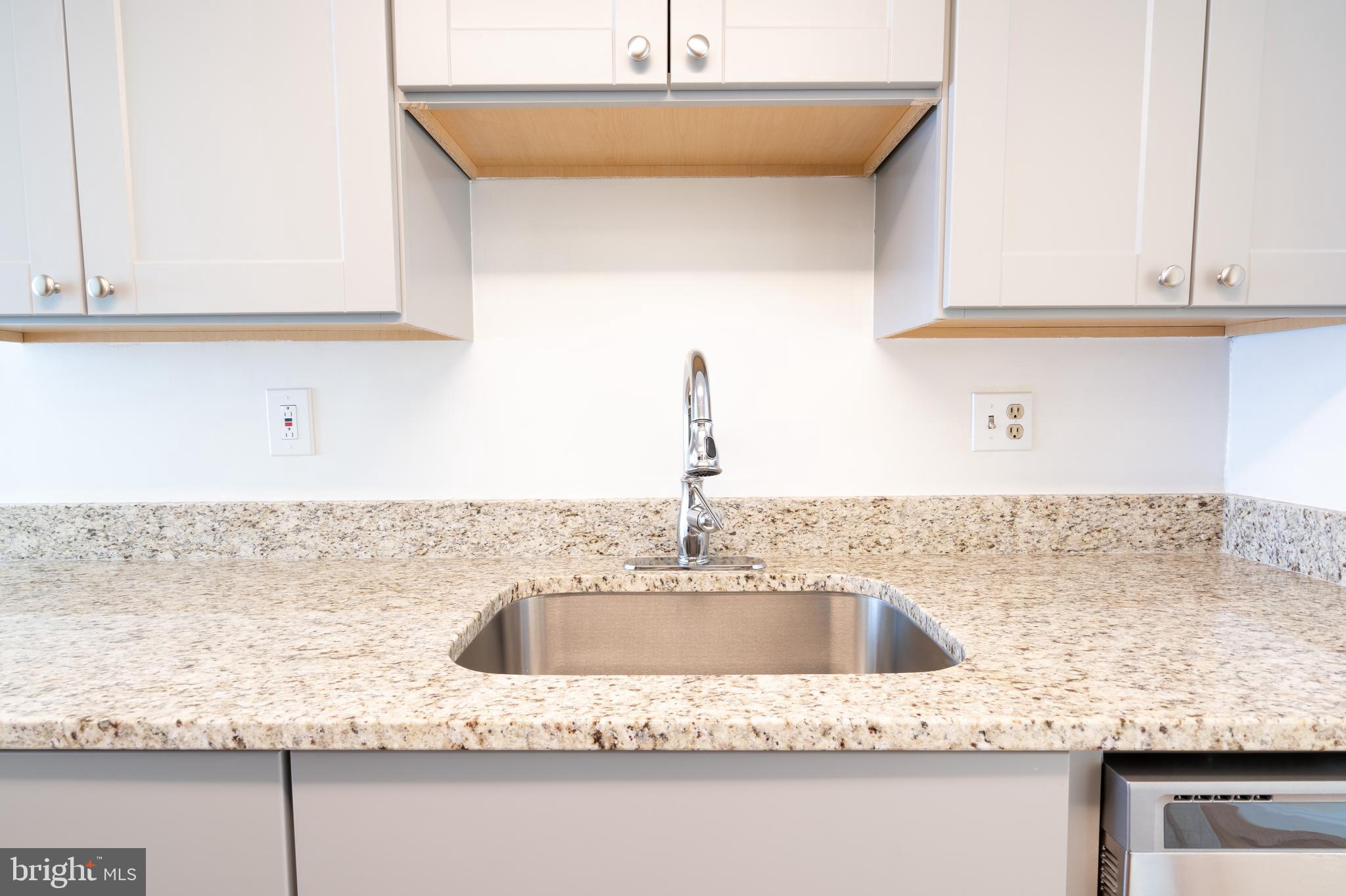 122 Lauren Court Frederick, MD 21703 - Photo 12 of 37