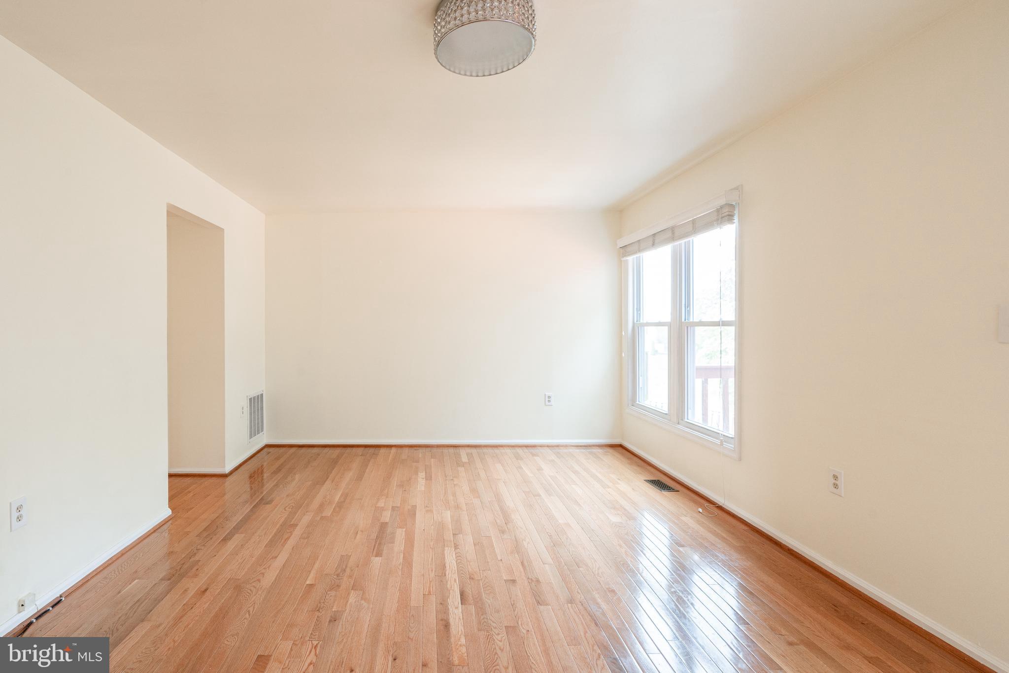 122 Lauren Court Frederick, MD 21703 - Photo 14 of 37