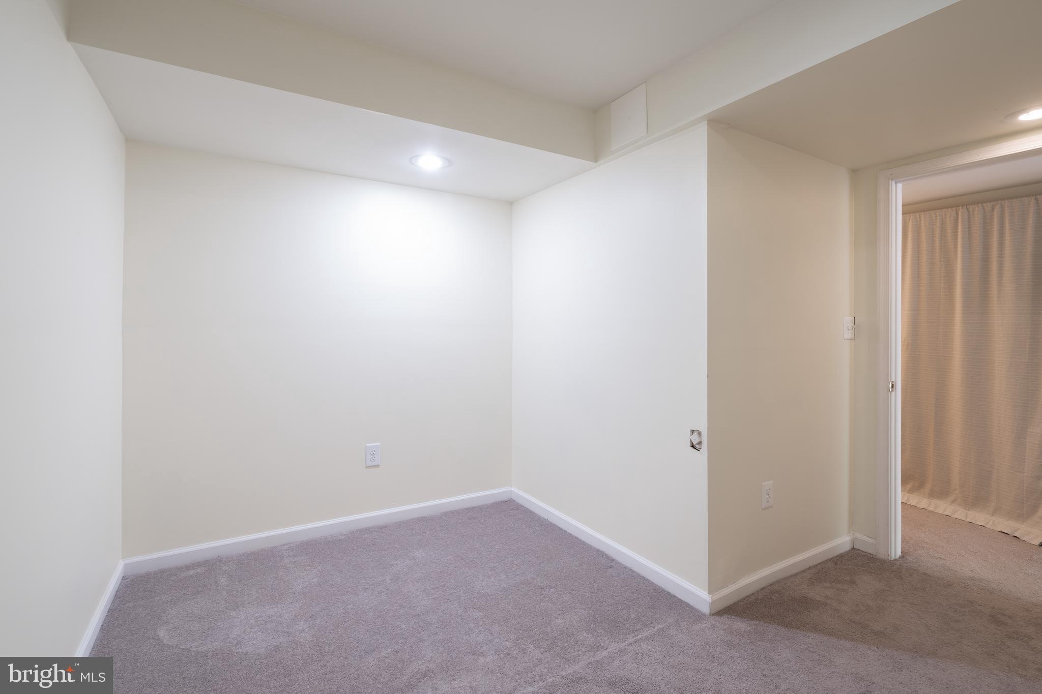 122 Lauren Court Frederick, MD 21703 - Photo 34 of 37