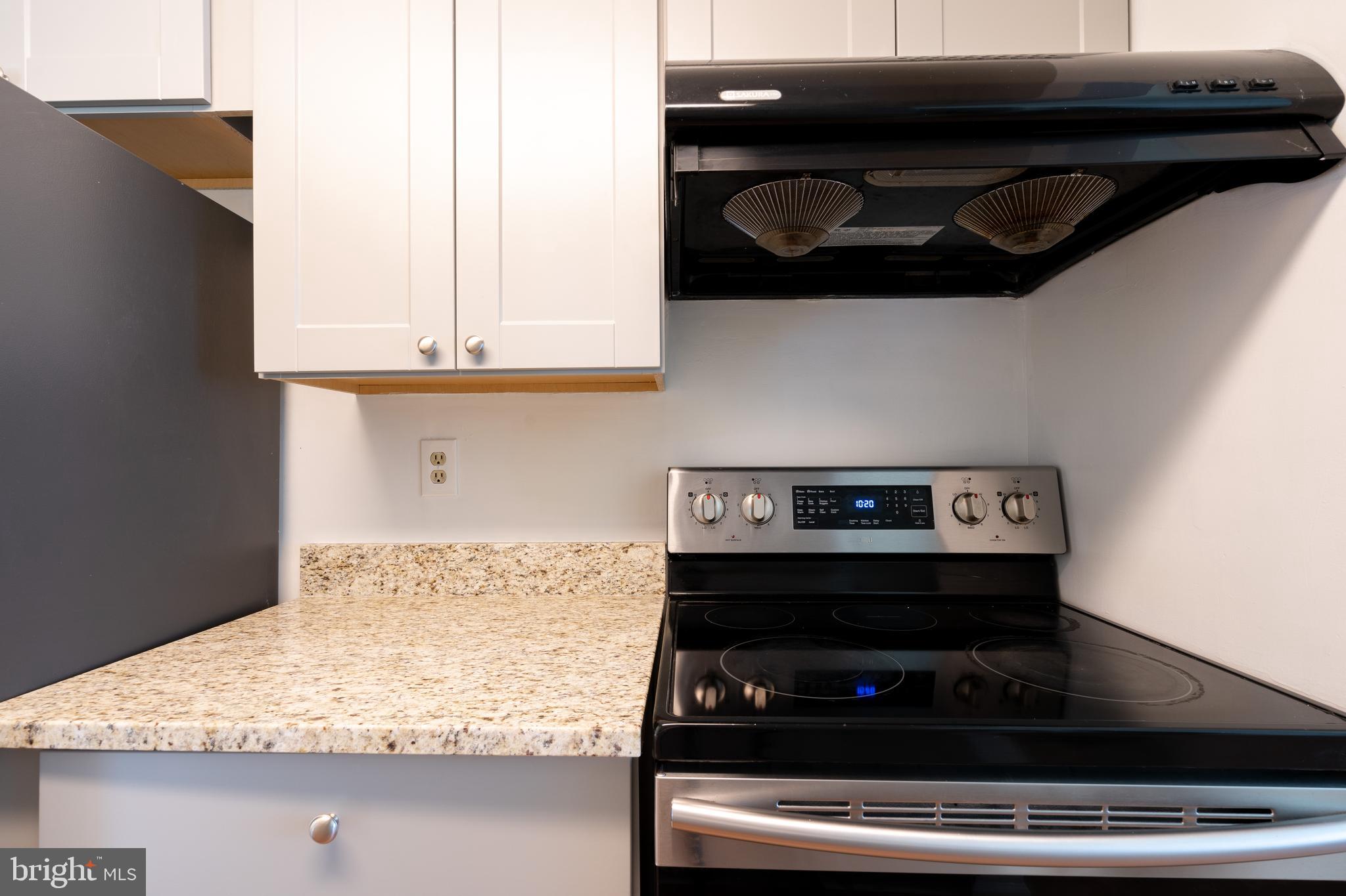 122 Lauren Court Frederick, MD 21703 - Photo 10 of 37