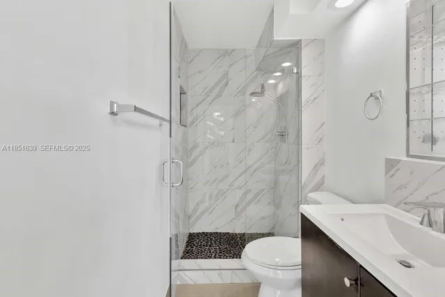 a picture of a bunch of flowers