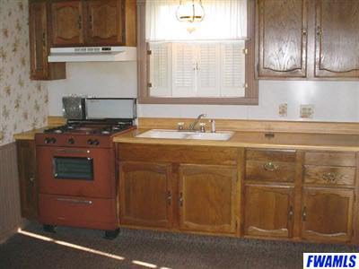 5132 Bass Road Fort Wayne, IN 46808 - Photo 2 of 15