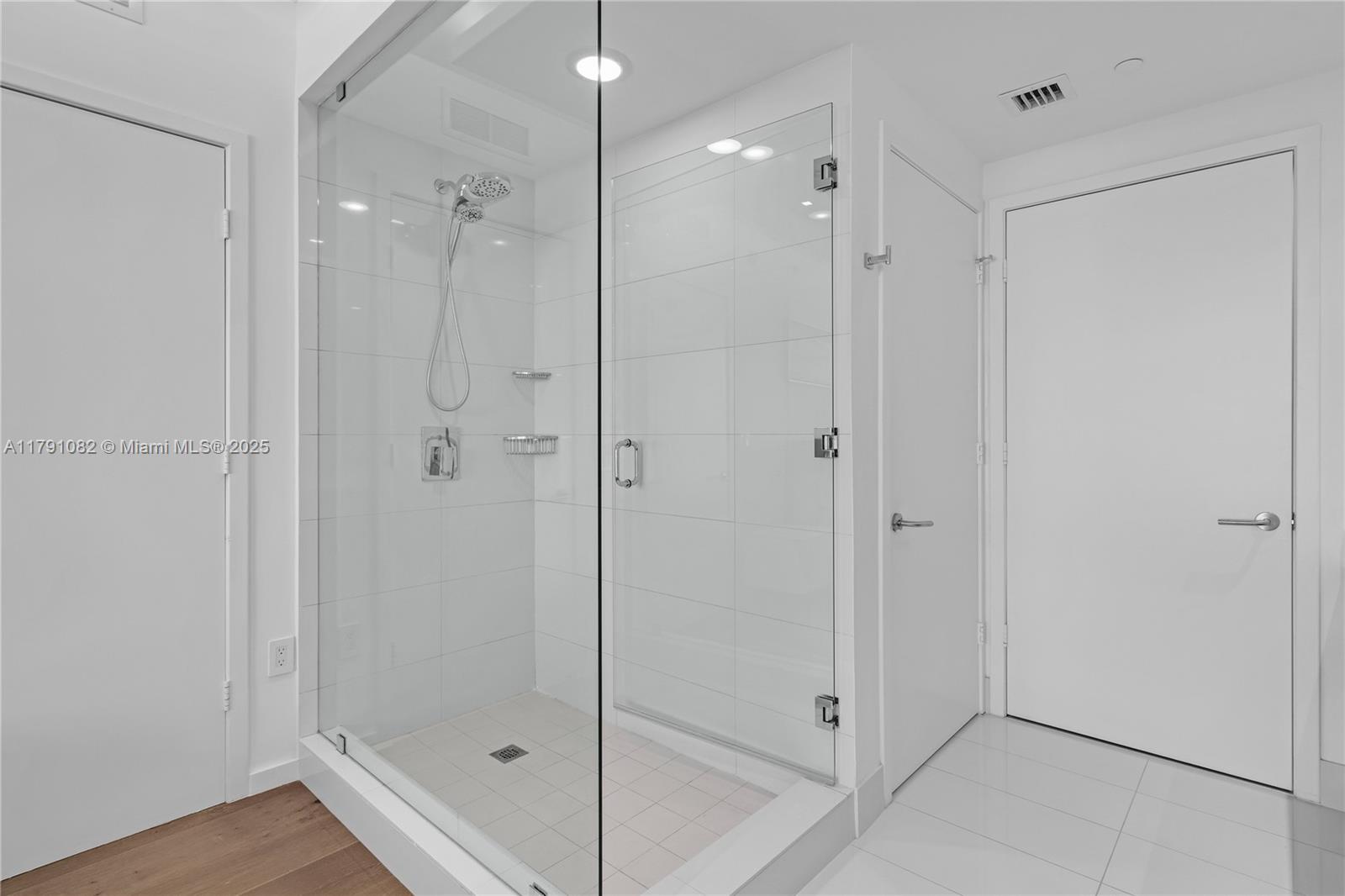 Edgewater Miami, FL 33137 - Photo 19 of 26