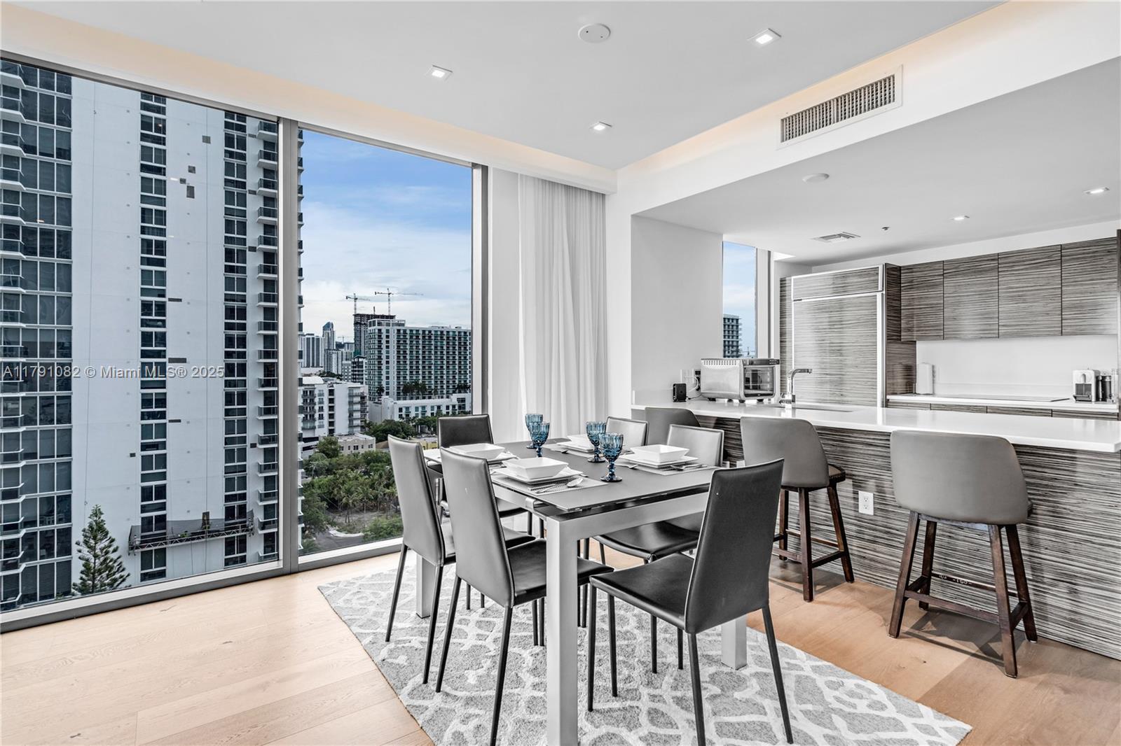 Edgewater Miami, FL 33137 - Photo 5 of 26