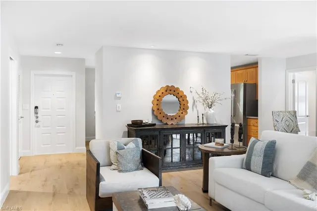 $499,000 | 3200 Binnacle Drive, Unit C3, Naples, FL 34103