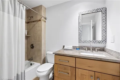 $499,000 | 3200 Binnacle Drive, Unit C3, Naples, FL 34103