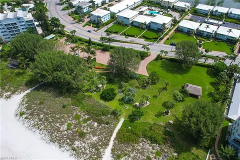 $499,000 | 3200 Binnacle Drive, Unit C3, Naples, FL 34103