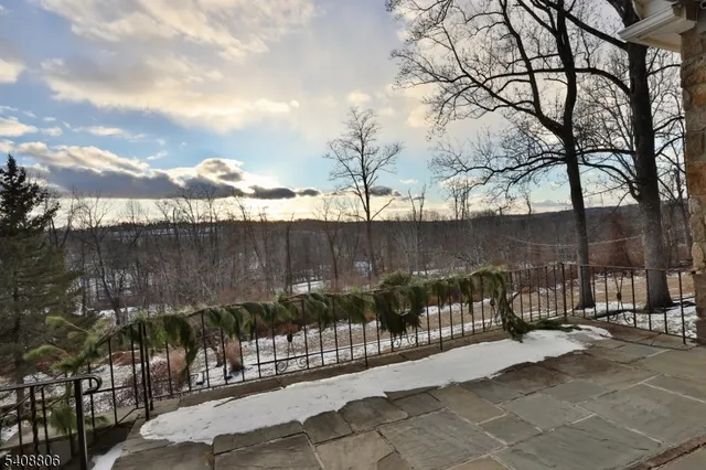 $605,000 | 39 Upper Kingtown Road, Pittstown, NJ 08867