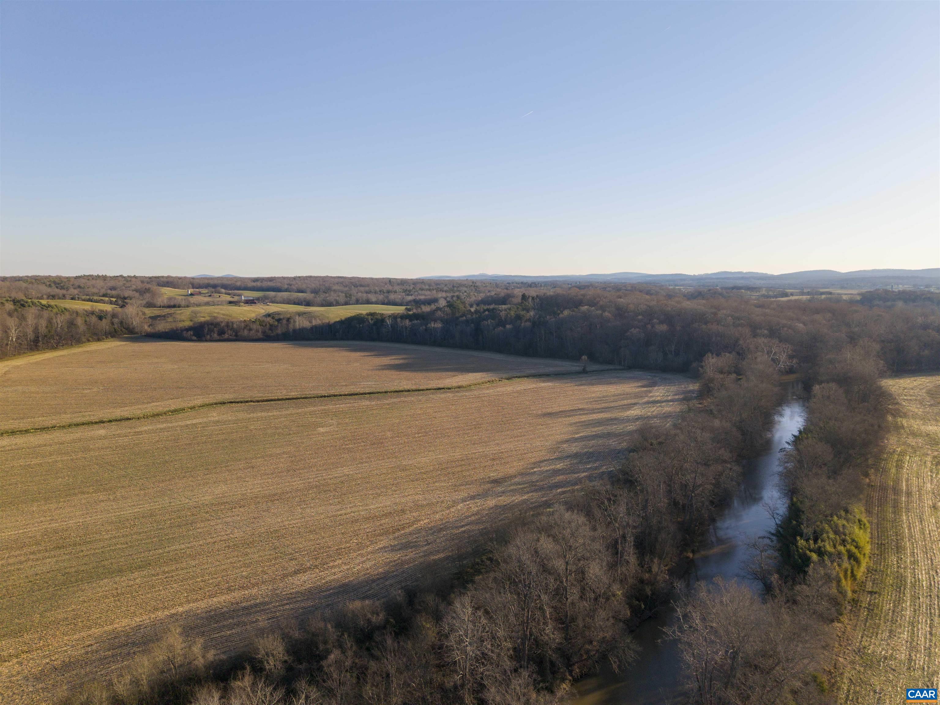 2427 South Blue Ridge Turnpike South Rochelle, VA 22738 - Photo 35 of 72 a view of an ocean beach