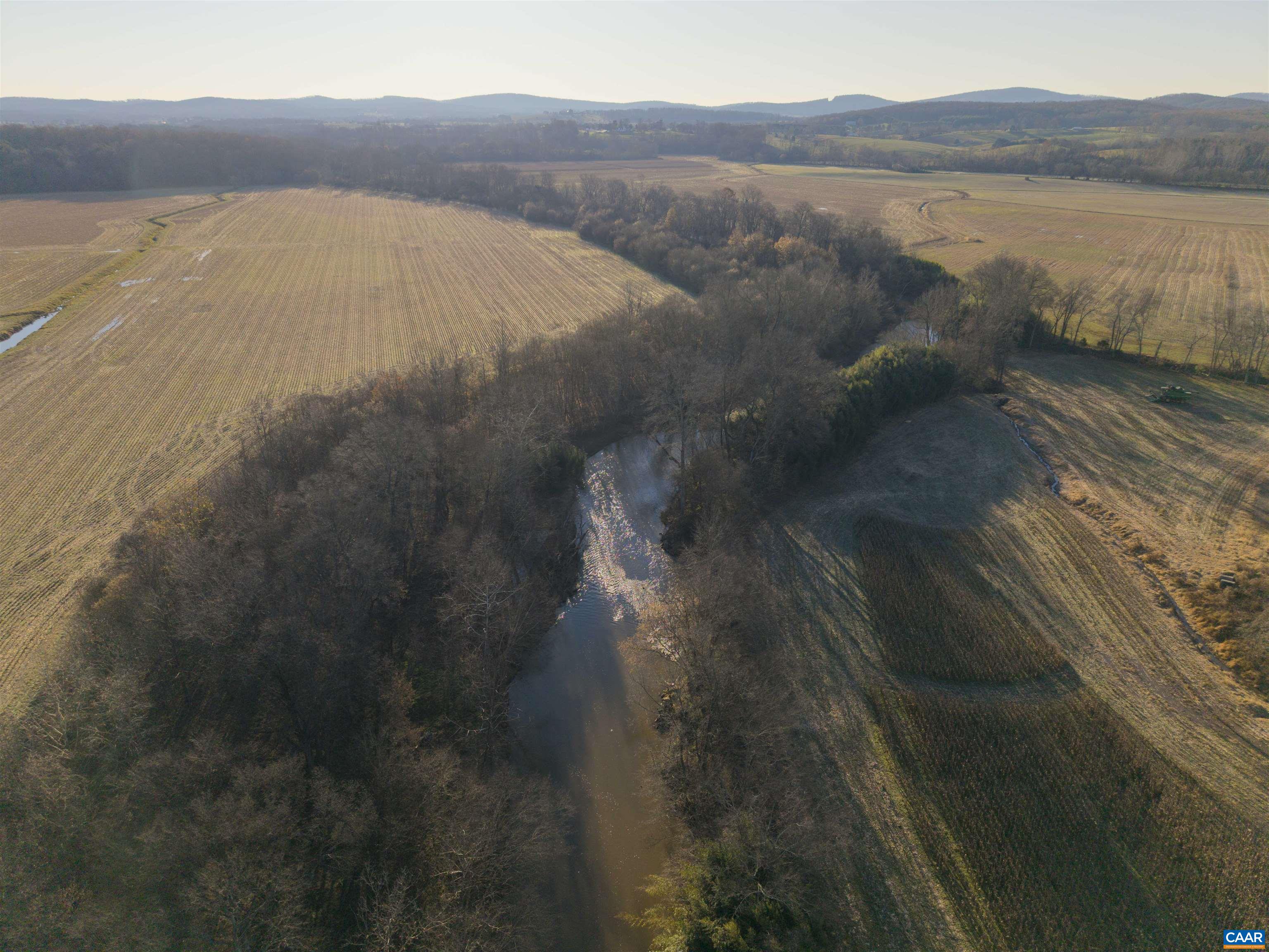 2427 South Blue Ridge Turnpike South Rochelle, VA 22738 - Photo 36 of 72