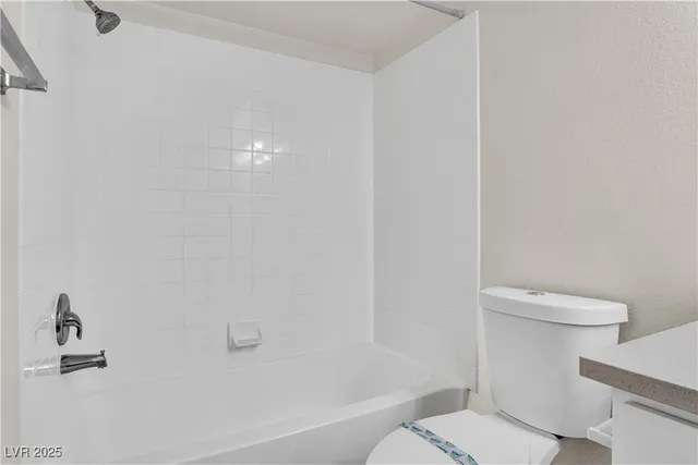 $1,400 | 2300 East Silverado Ranch Boulevard, Unit 2003, Las Vegas, NV 89123