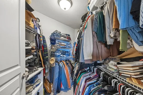 $224,900 | 209 East Wind Lane, Lawrenceburg, IN 47025