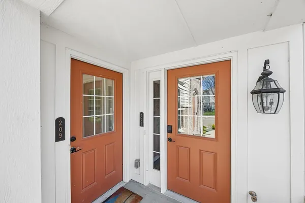 $224,900 | 209 East Wind Lane, Lawrenceburg, IN 47025