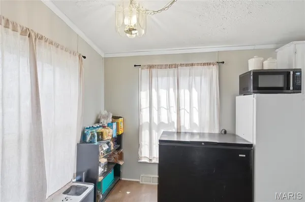 $170,000 | 404 West Martin Street, Cairo, MO 65239