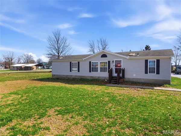 $170,000 | 404 West Martin Street, Cairo, MO 65239