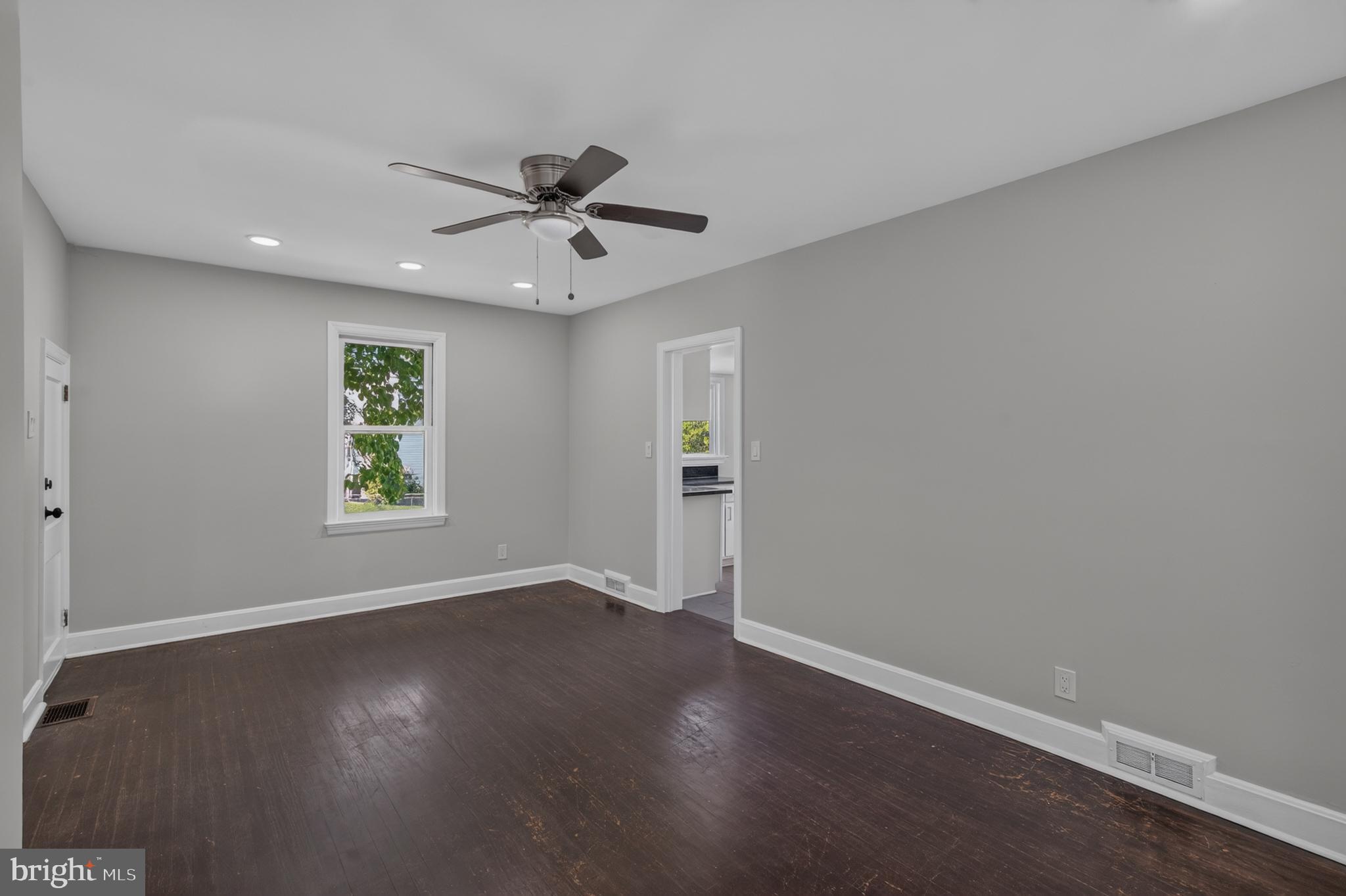620 North Maple Avenue Brunswick, MD 21716 - Photo 16 of 55